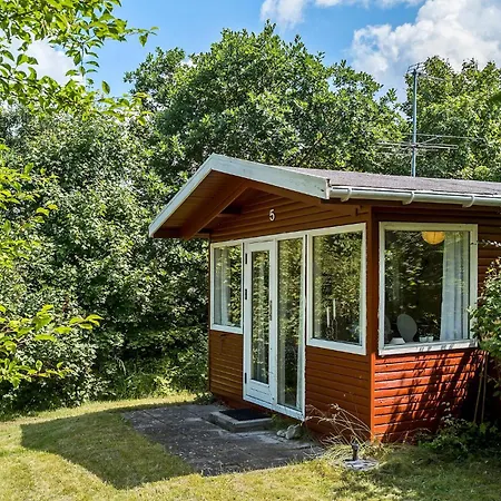 Semesterbostad Lovely In Nykobing Sj With Kitchen Klint